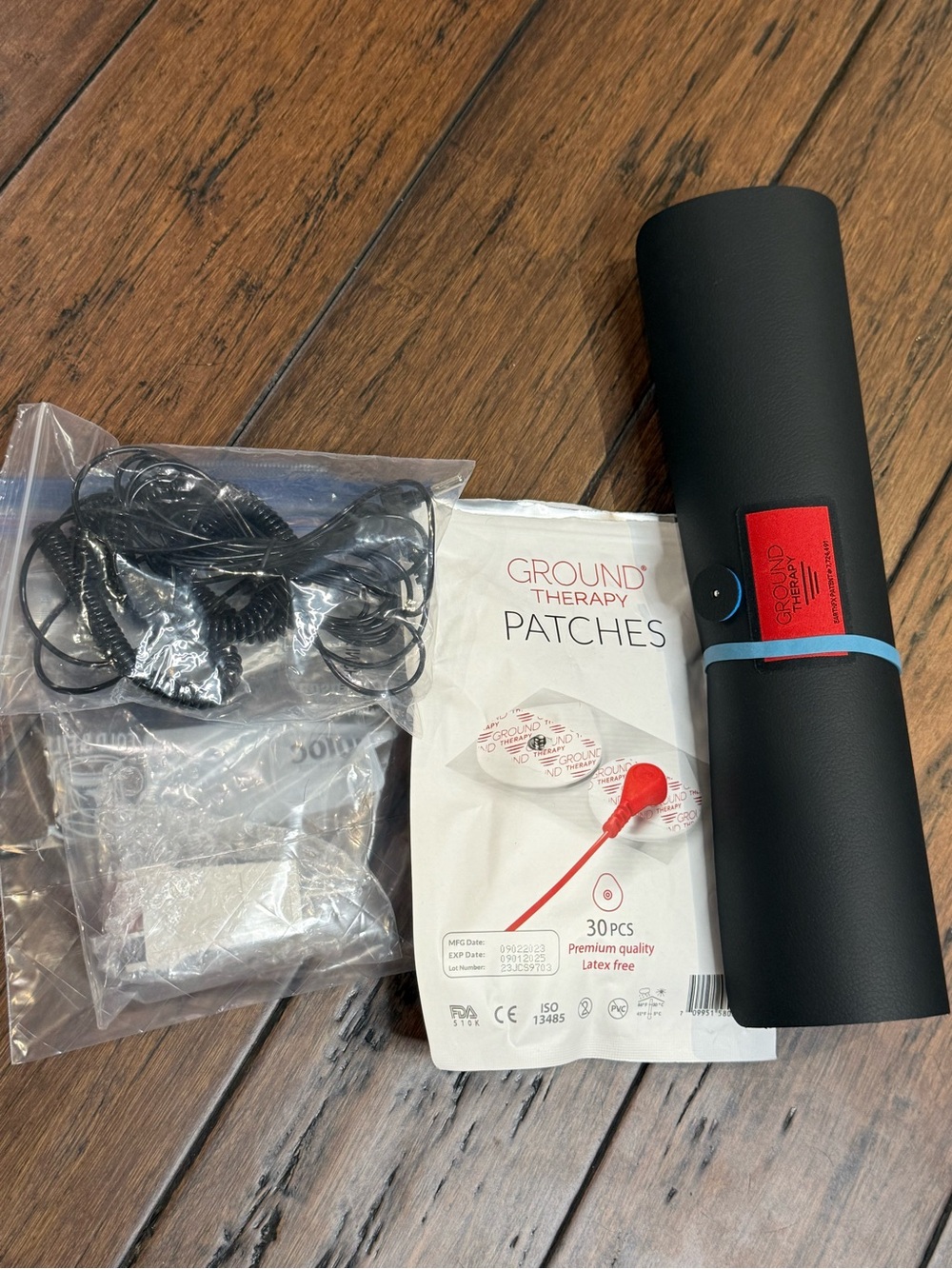 Official Ground Therapy / Earthing Universal
Mat Kit + Body Patches